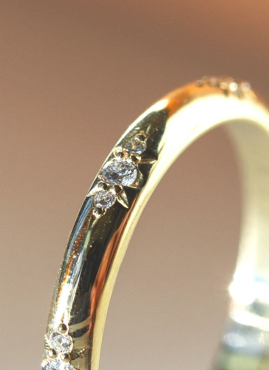 Oona diamond ring 14k gold - Studio Kroewe