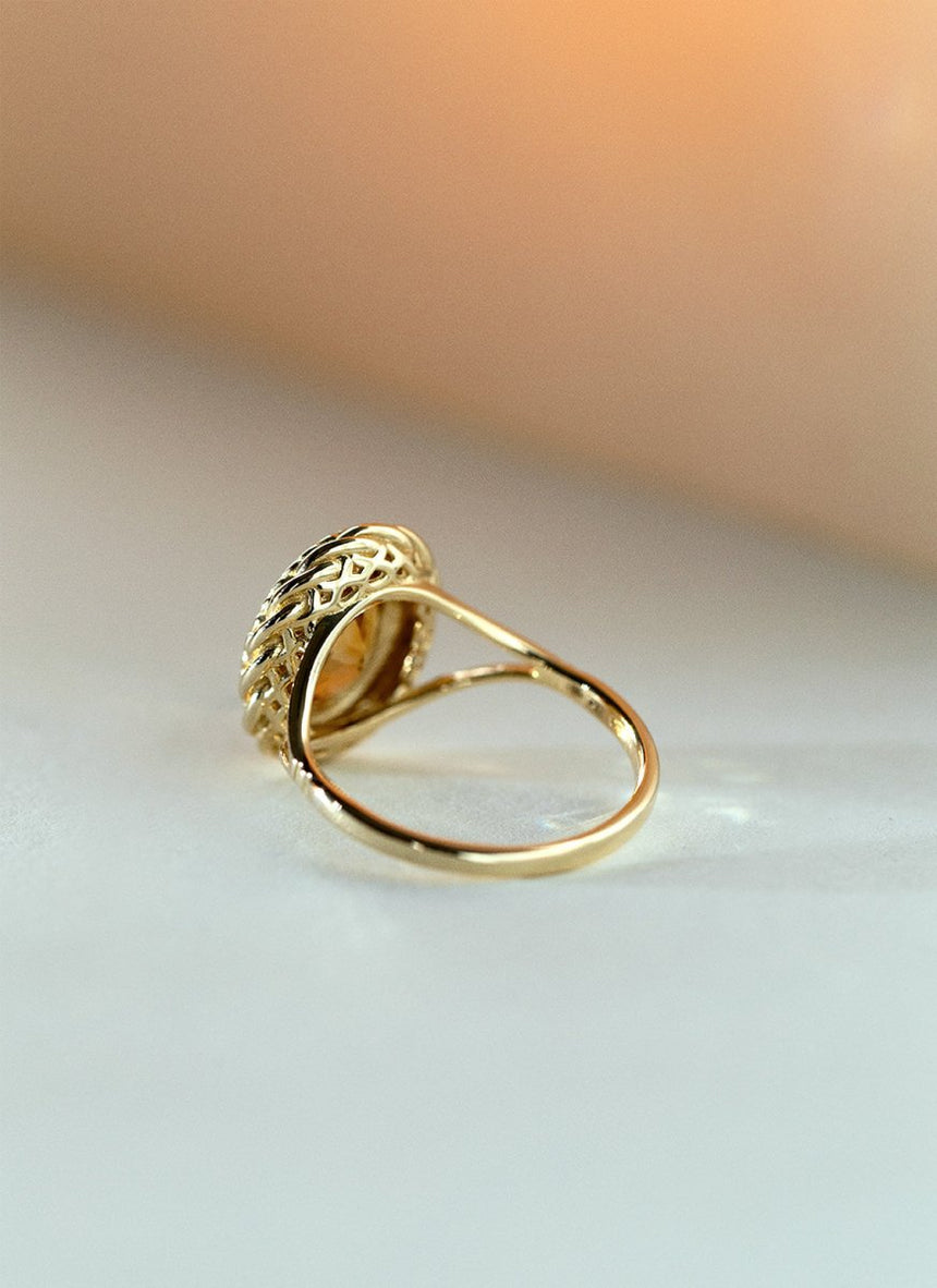 Perry citrine ring 14k gold - Studio Kroewe