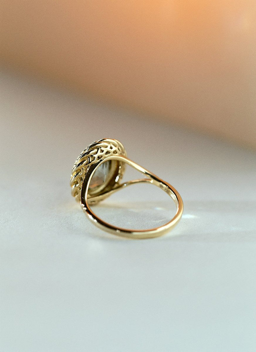 Perry green amethyst ring 14k gold - Studio Kroewe