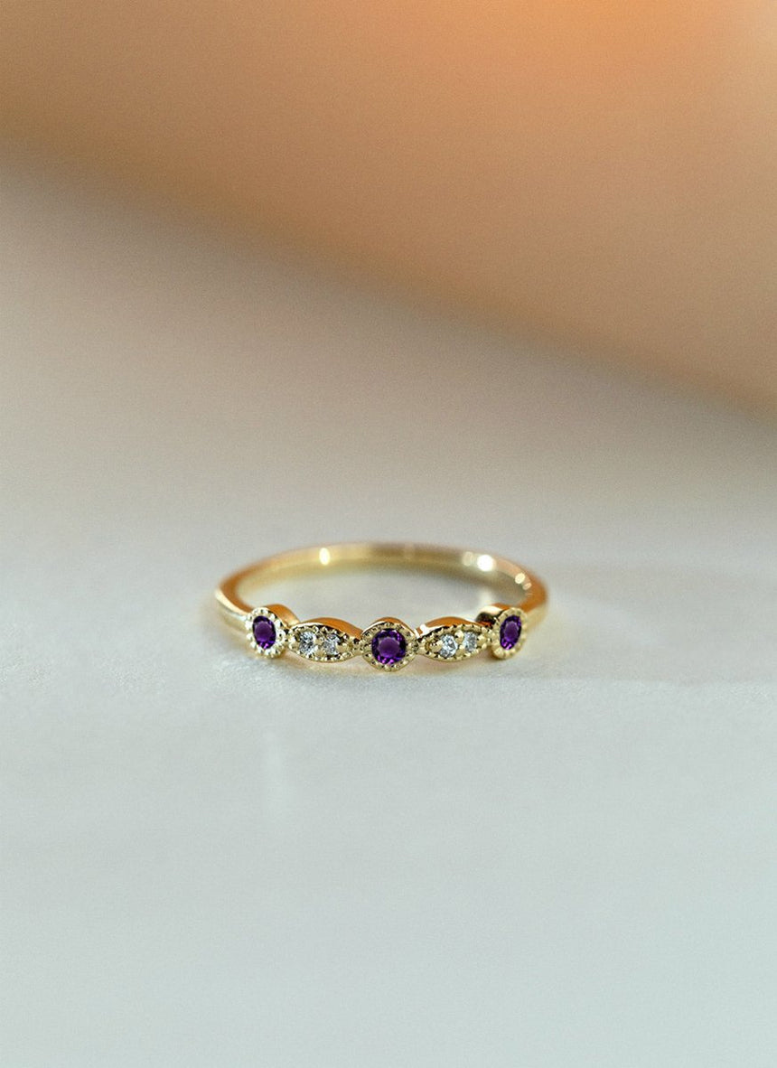 Sage diamond garnet january birthstone ring 14k gold - Studio Kroewe