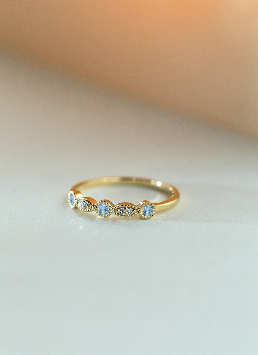 Sage diamond garnet january birthstone ring 14k gold - Studio Kroewe