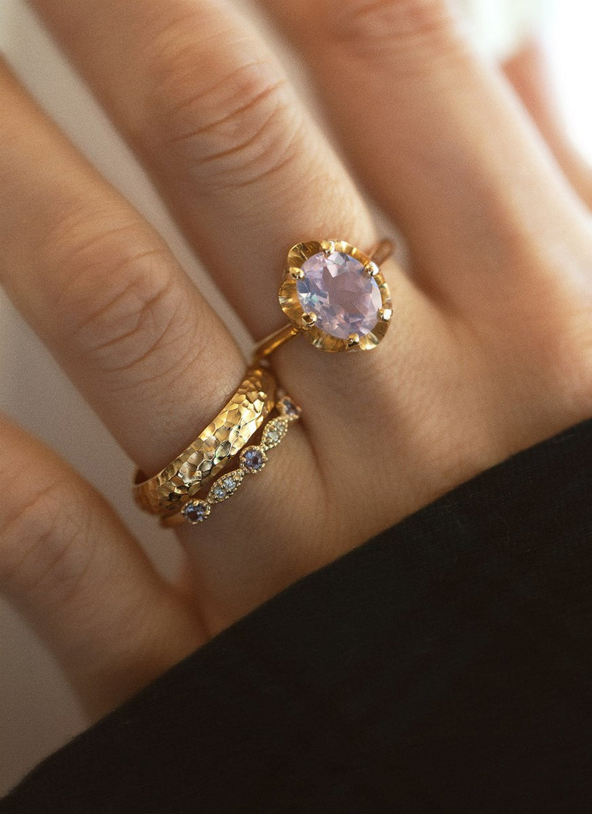 Caes garnet january birthstone ring 14k gold - Studio Kroewe