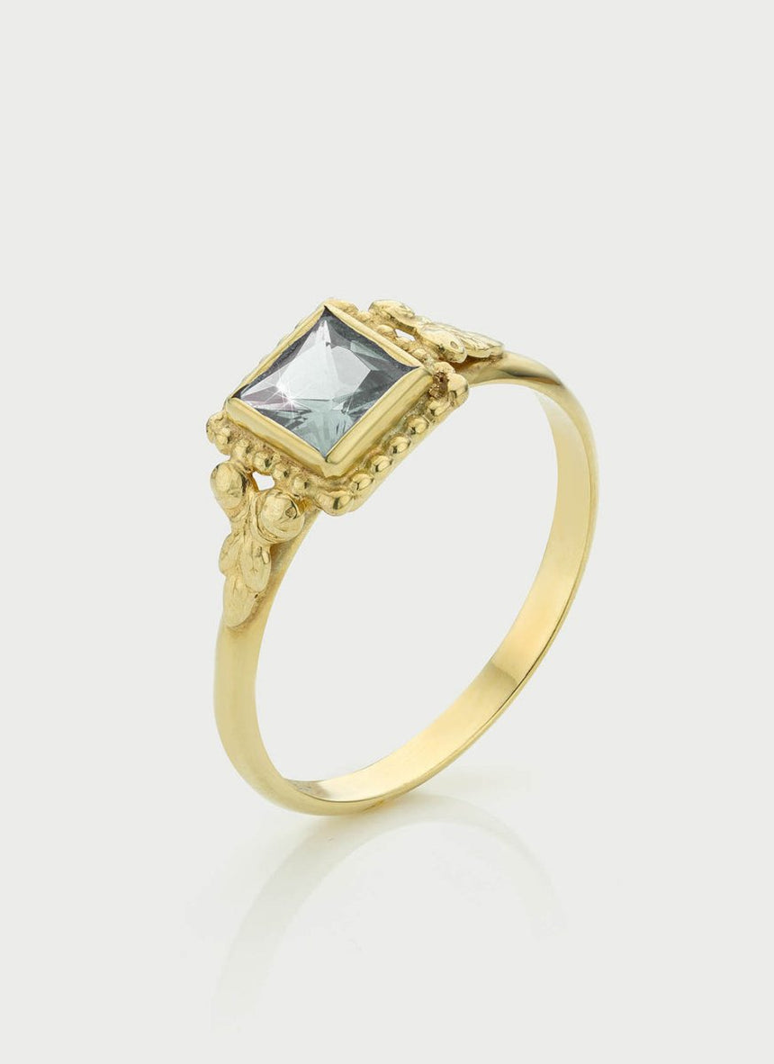 Senda aquamarine ring 14k gold - Studio Kroewe