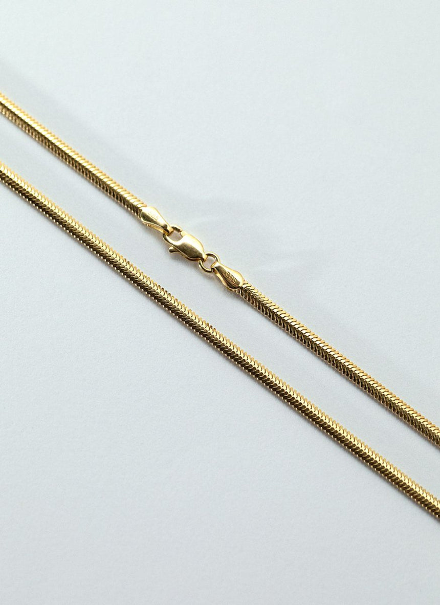 Sol 2.6mm necklace 14k gold - Studio Kroewe