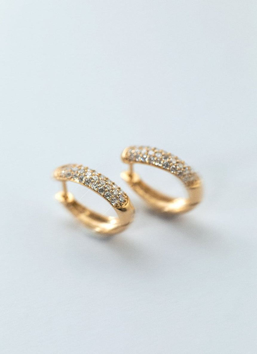 Sora pavé diamond earrings 14k gold - Studio Kroewe
