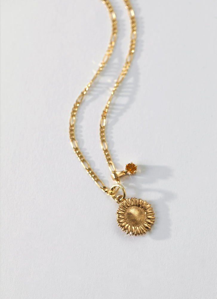 Prim twisted earrings 14k gold - Studio Kroewe