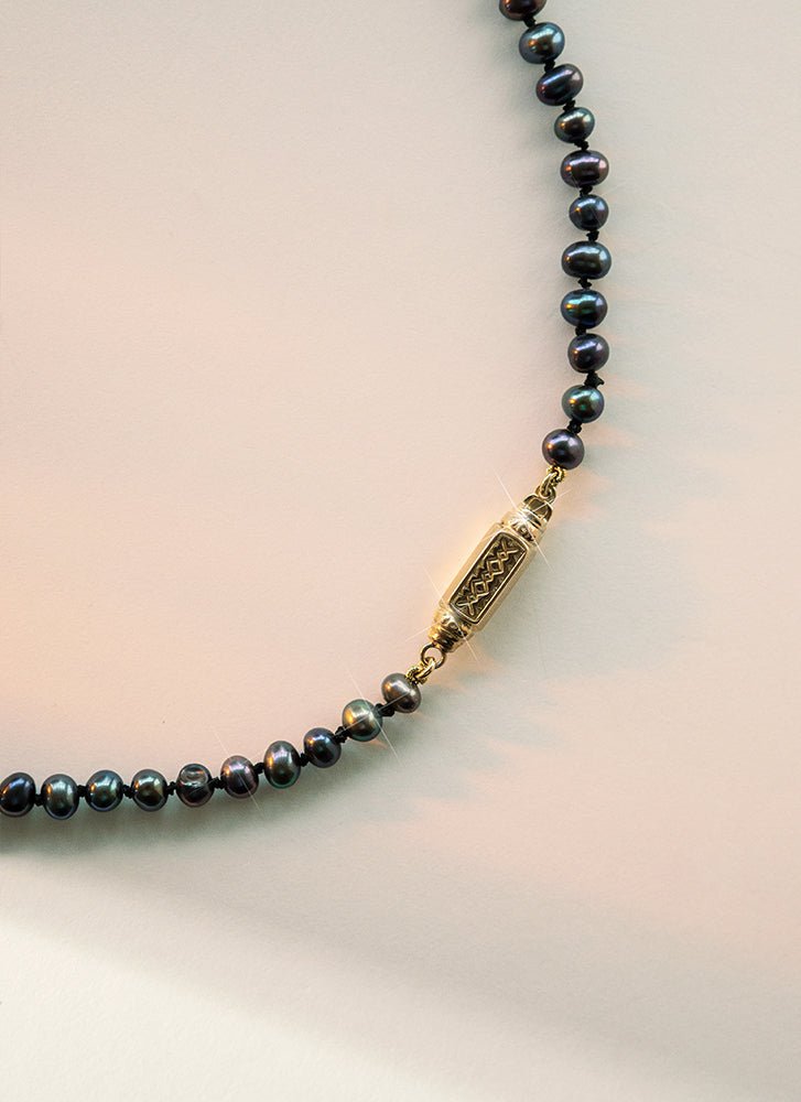 Tatum black pearl necklace 14k gold - Studio Kroewe
