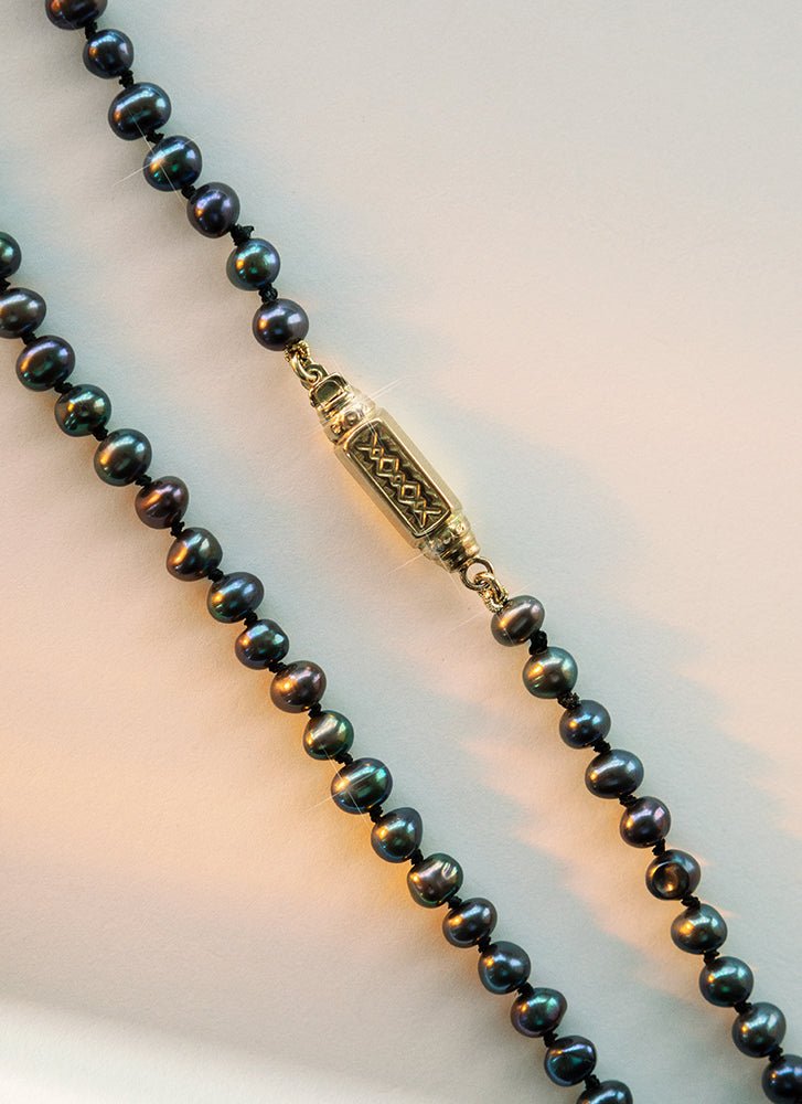 Tatum black pearl necklace 14k gold - Studio Kroewe