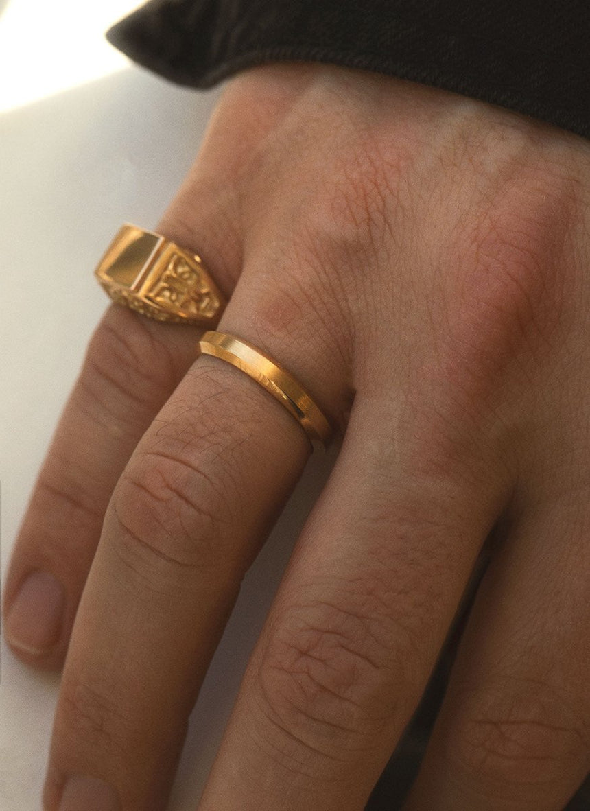 The gent bruce citrine ring 14k gold - Studio Kroewe