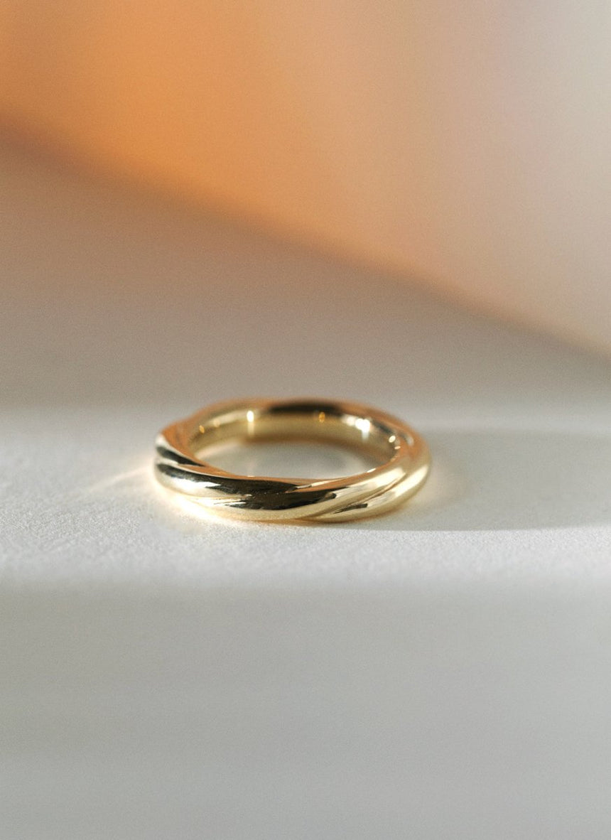 The gent idris ring 14k gold - Studio Kroewe