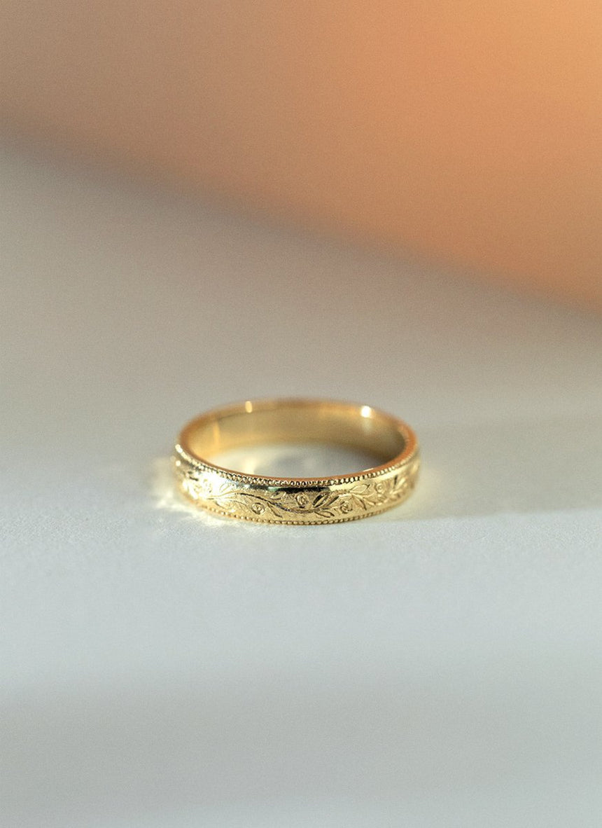 Lee stacking ring 14k gold - Studio Kroewe