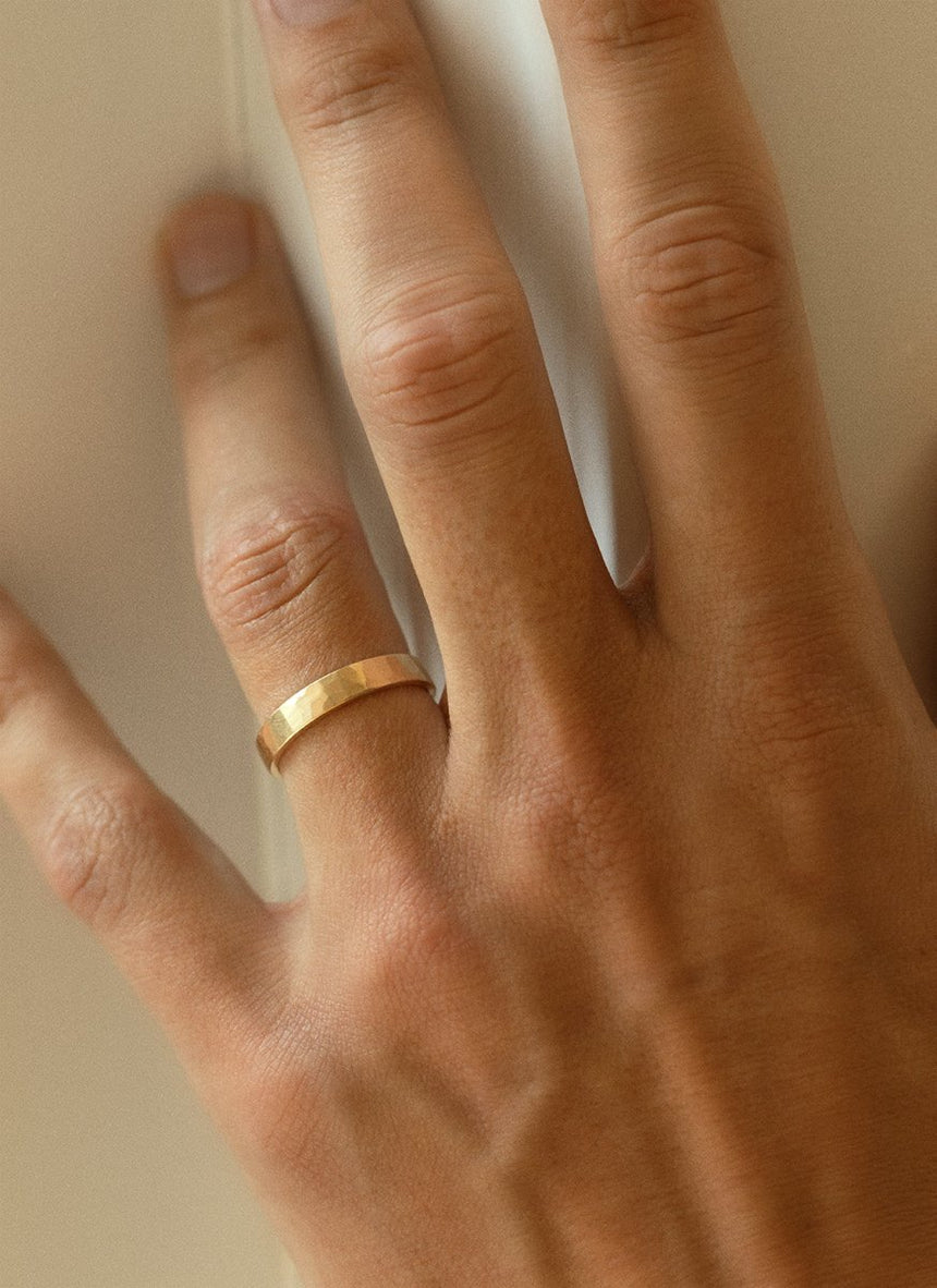 The gent tommie ring 14k gold - Studio Kroewe
