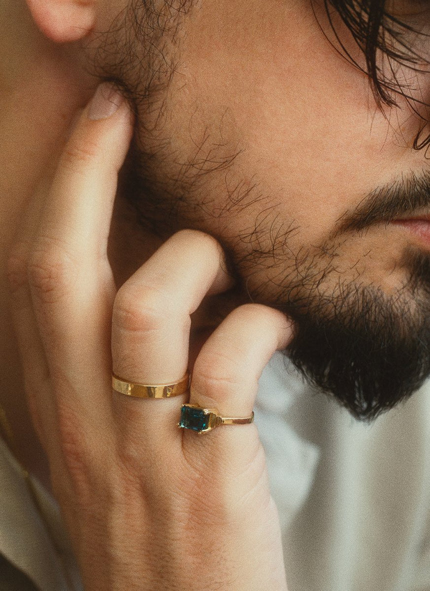 The gent bruce citrine ring 14k gold - Studio Kroewe
