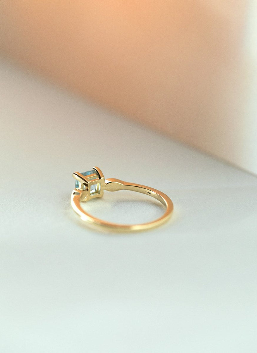 Timmy diamond topaz ring 14k gold - Studio Kroewe
