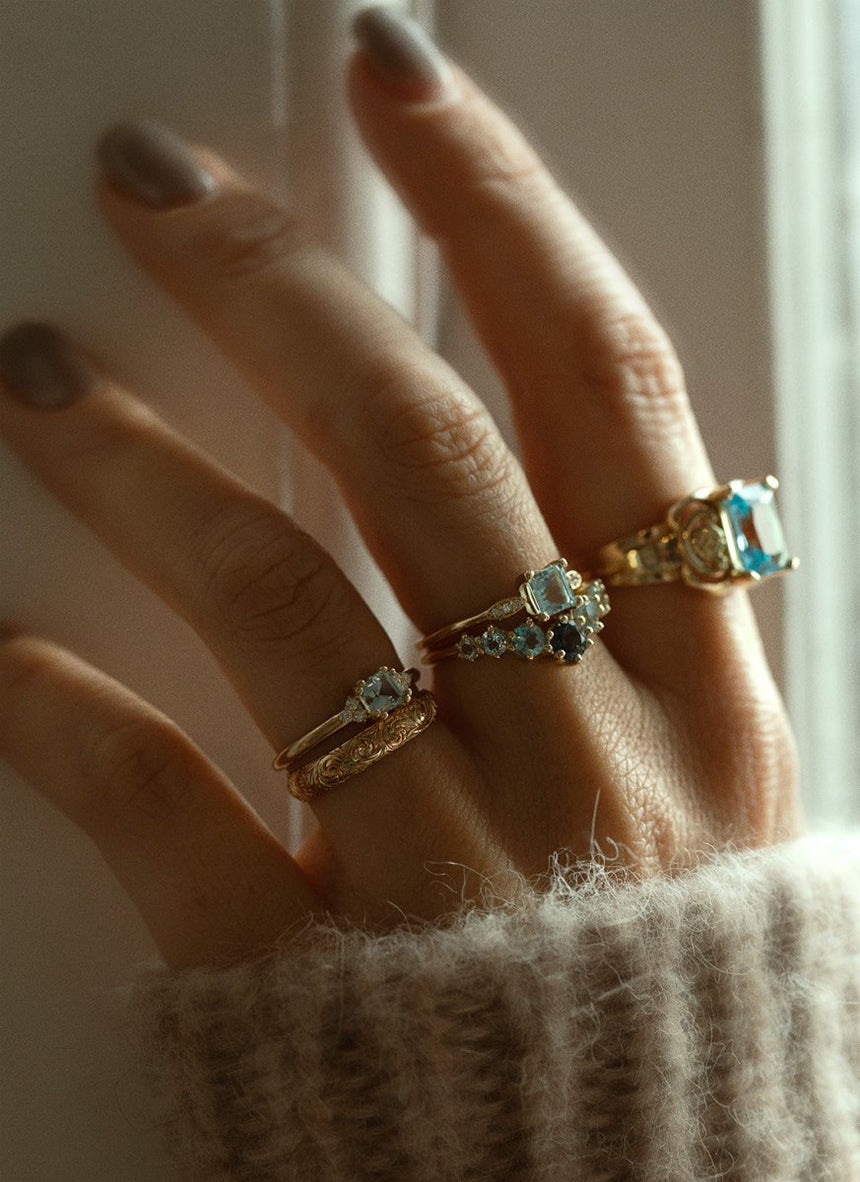 Limited Edition | Rumi green blue sapphire ring 14k gold - Studio Kroewe