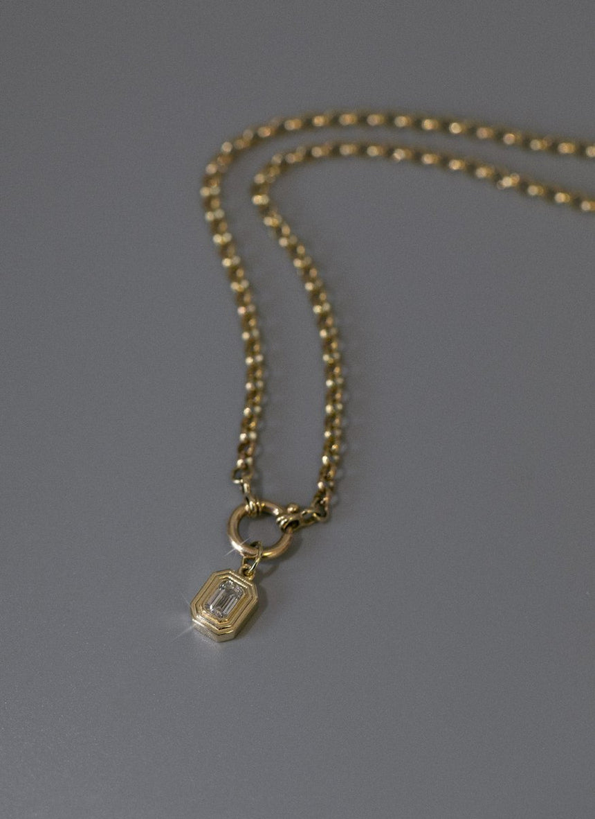 Tula emerald diamond pendant 14k gold - Studio Kroewe