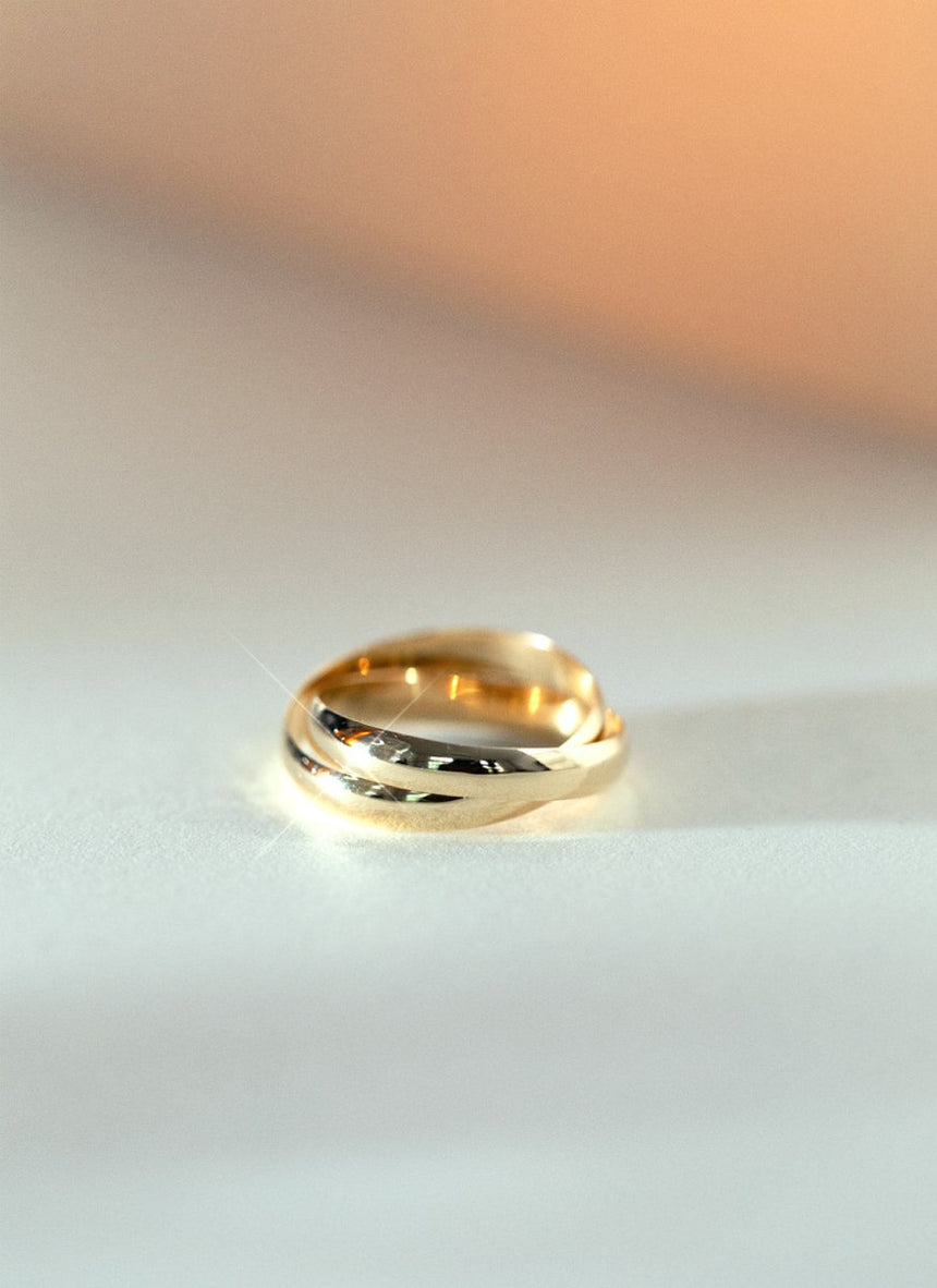 Paddy diamond curve ring 14k gold - Studio Kroewe
