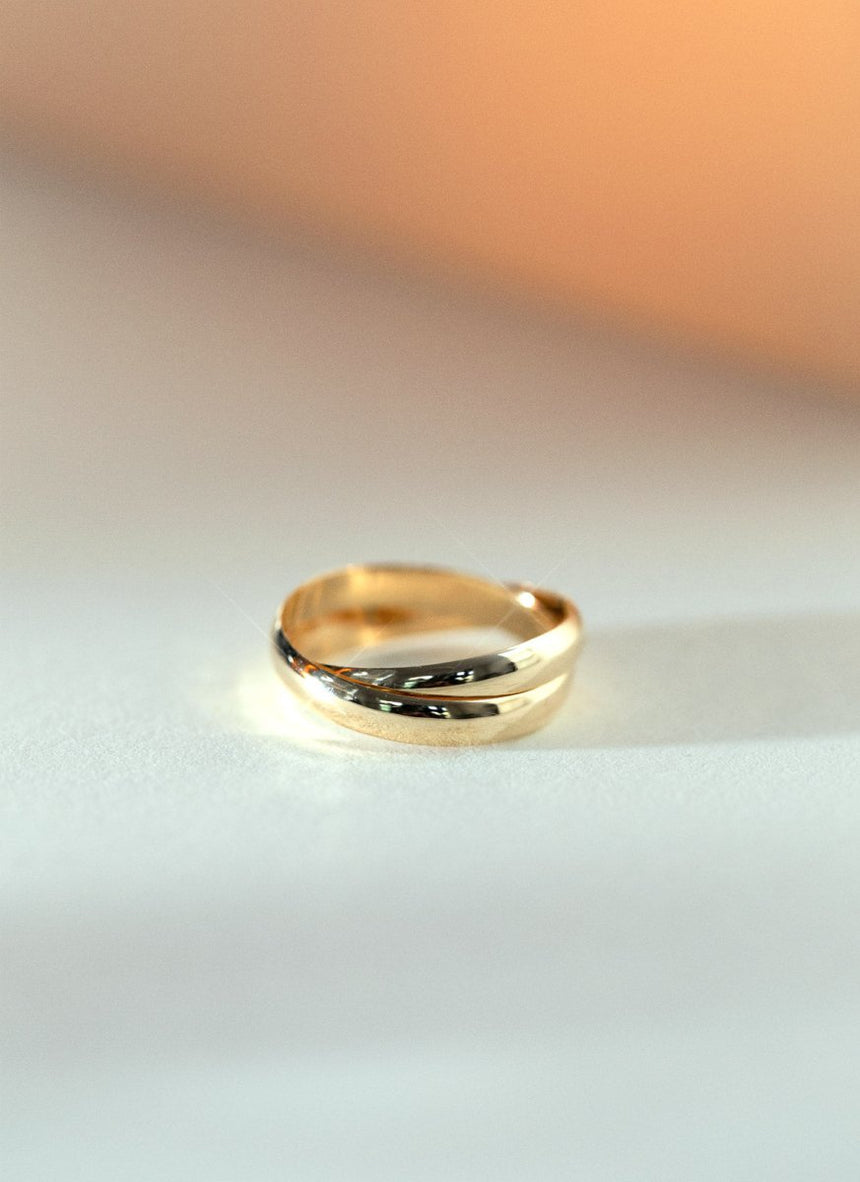 Paddy diamond curve ring 14k gold - Studio Kroewe
