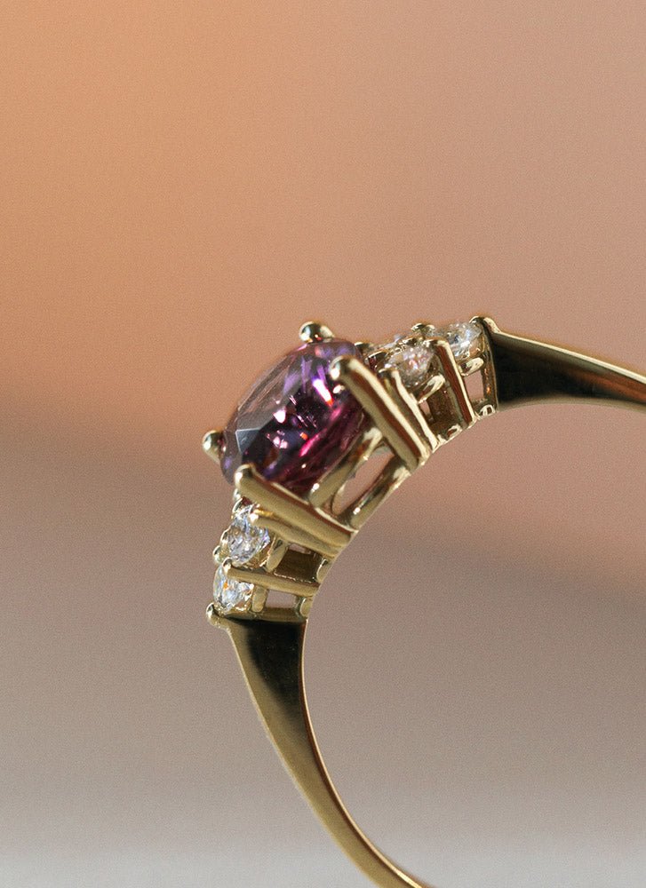 Valentina diamond rhodolite ring 14k gold - Studio Kroewe