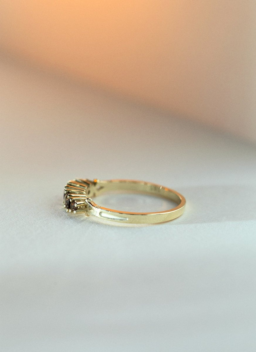 Xavi smoky quartz ring 14k gold - Studio Kroewe