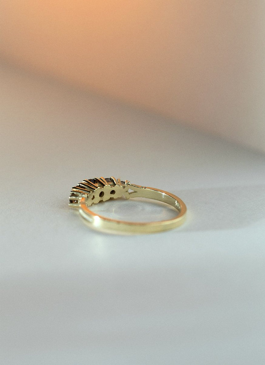 Xavi smoky quartz ring 14k gold - Studio Kroewe
