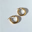 Zoha twist earrings 14k gold - Studio Kroewe