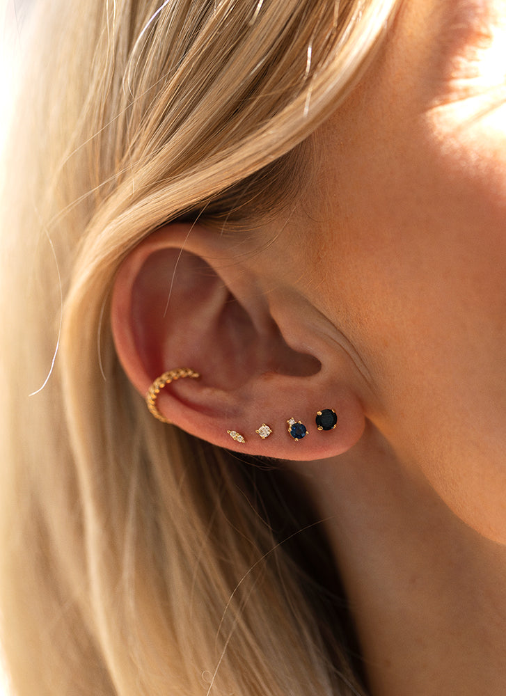 Gemma diamond sapphire earstuds 14k gold