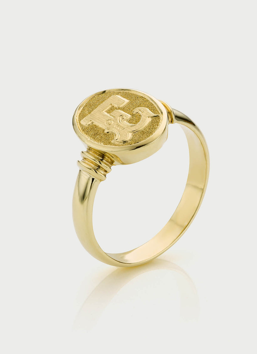 Betsy alfabet zegelring 14k goud