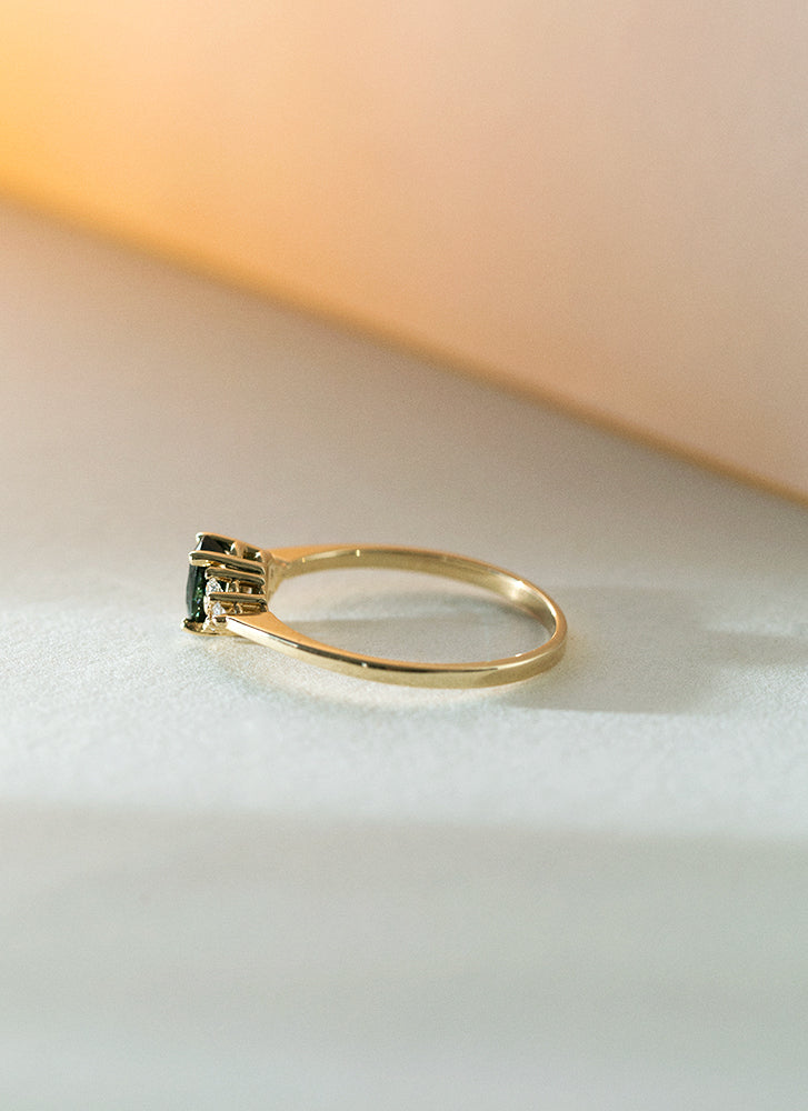 Dakota diamant saffier ring 14k goud