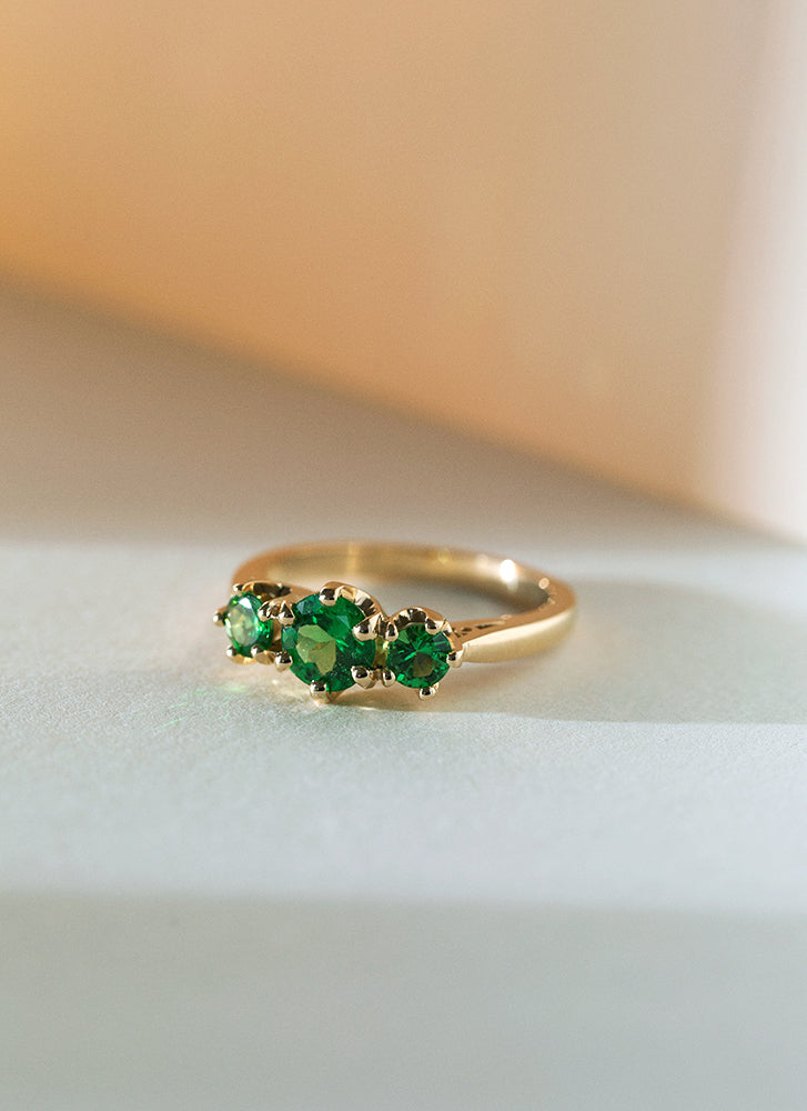 Frida tsavorite ring 14k gold