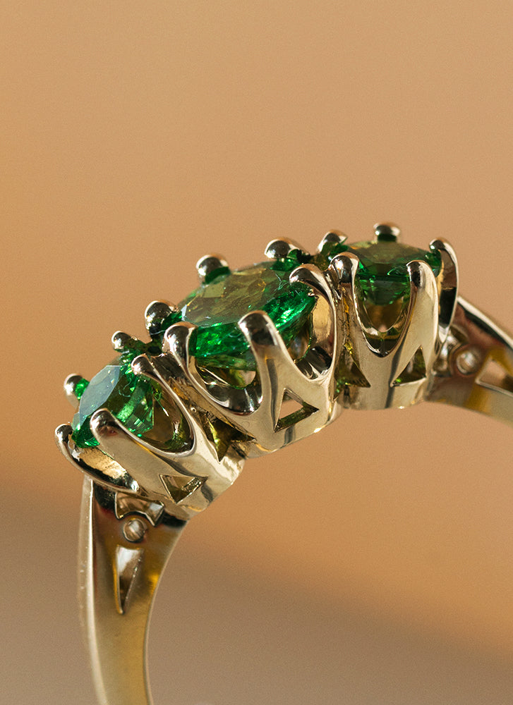 Frida tsavorite ring 14k gold
