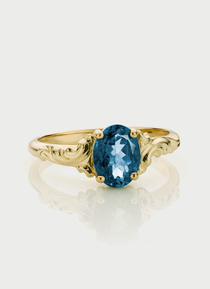 Kunna london blue topaz ring 14k gold