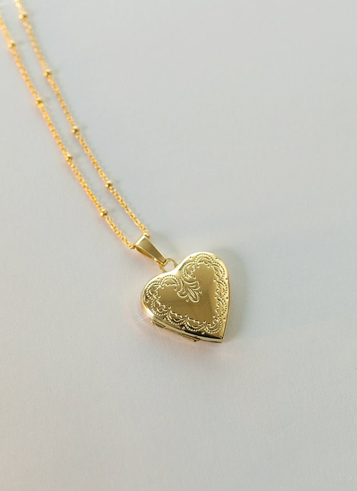 Aphrodite heart medaillon 14k gold - Studio Kroewe
