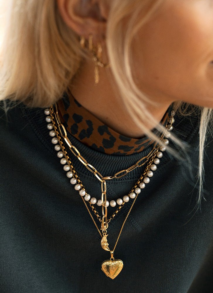 Aphrodite heart medaillon 14k gold - Studio Kroewe