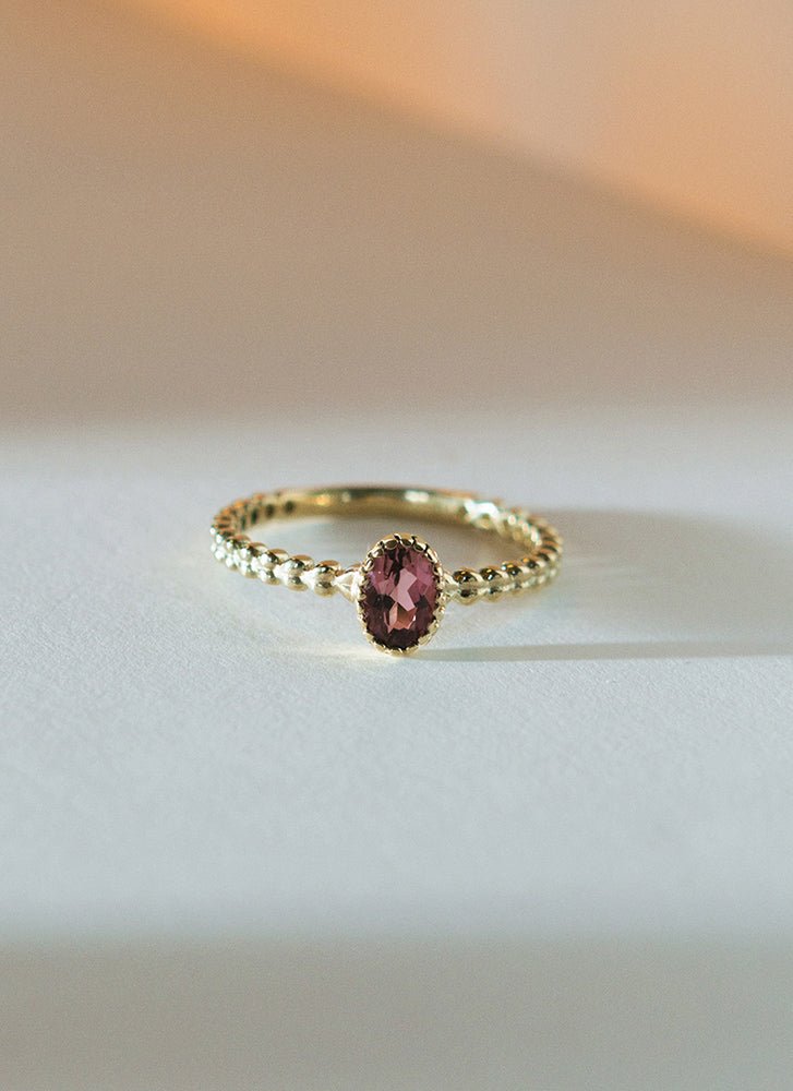 Caes rhodolite ring 14k gold - Studio Kroewe