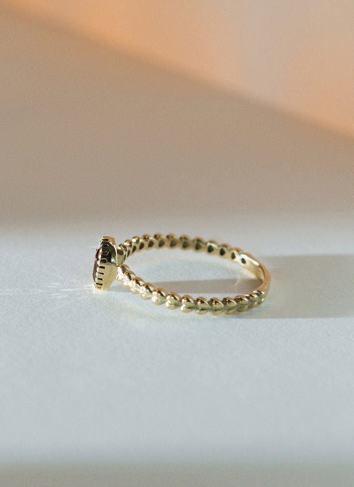 Caes rhodolite ring 14k gold - Studio Kroewe
