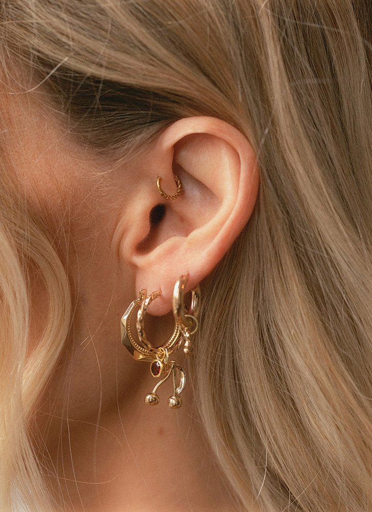 Cherry charm 14k gold - Studio Kroewe