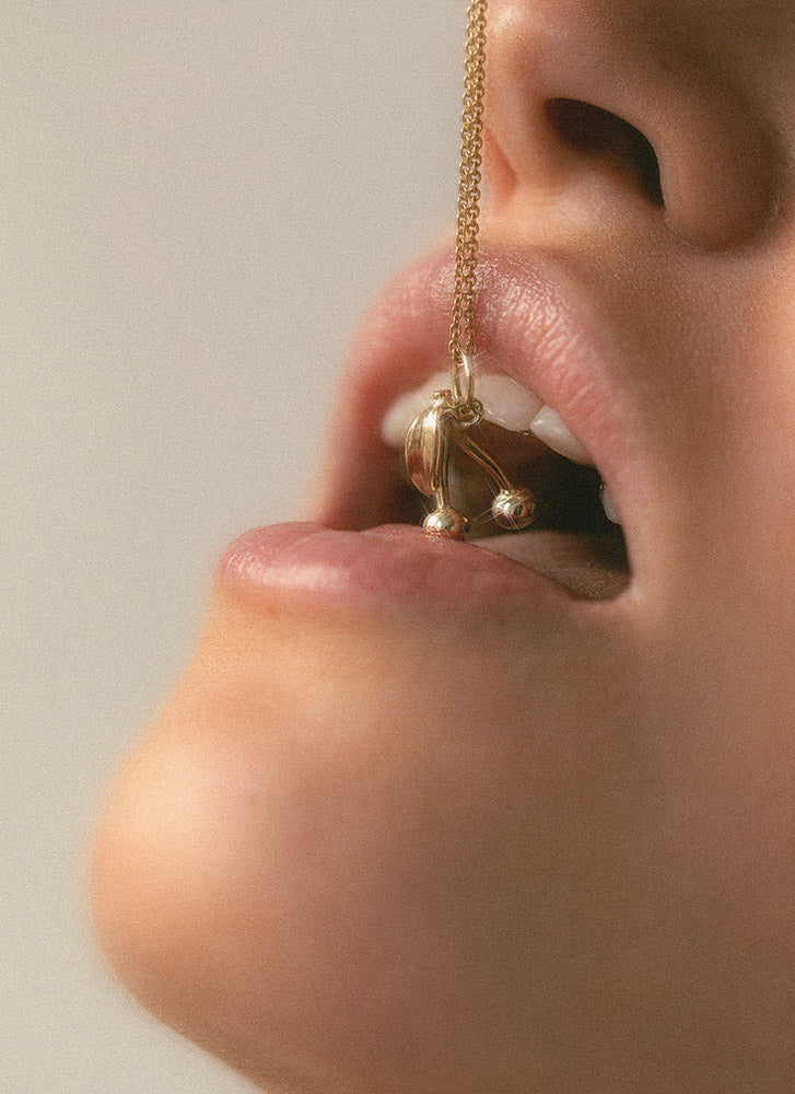 Prim twisted earrings 14k gold - Studio Kroewe