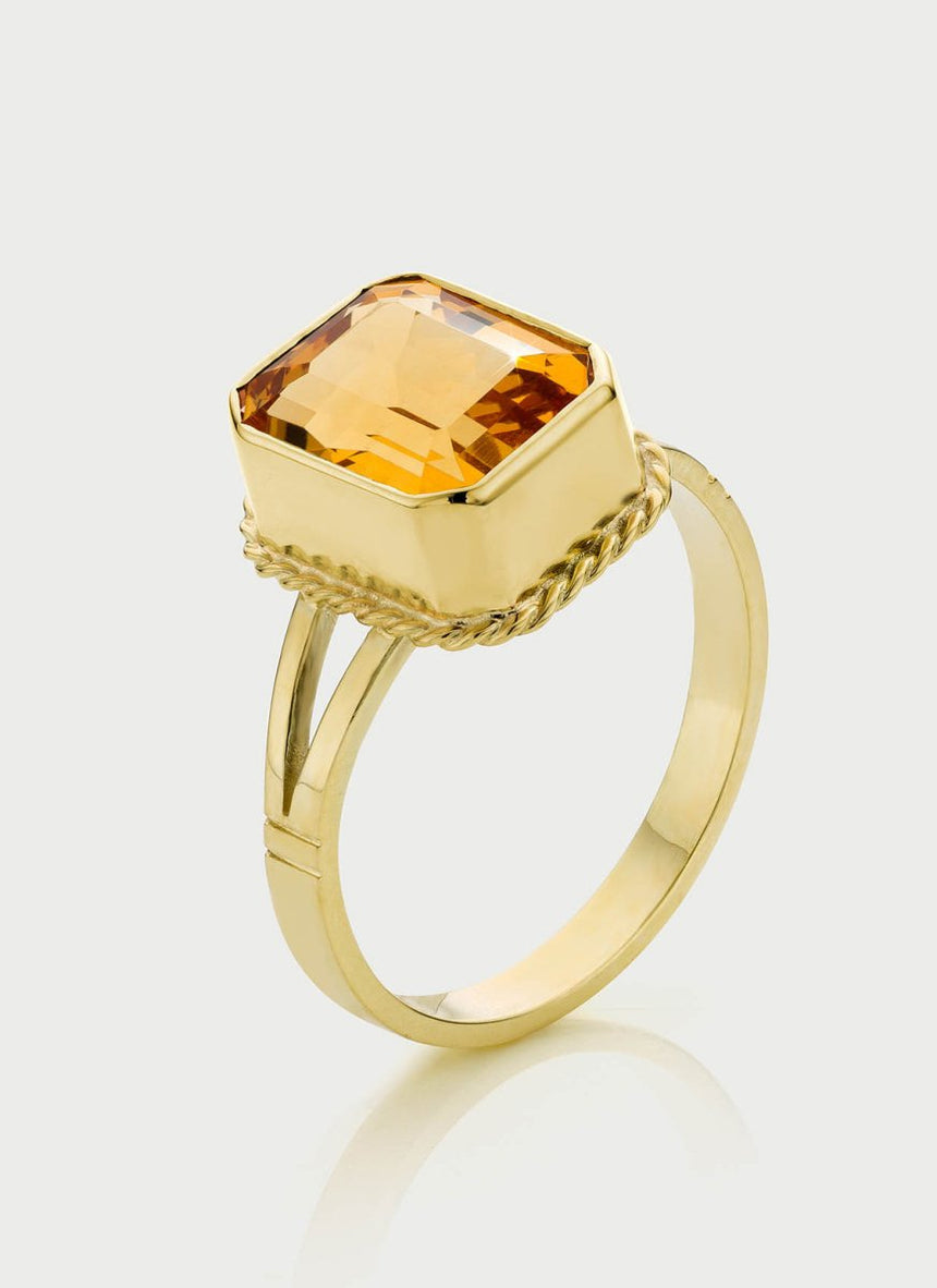 Emmeline citrine ring 14k gold - Studio Kroewe