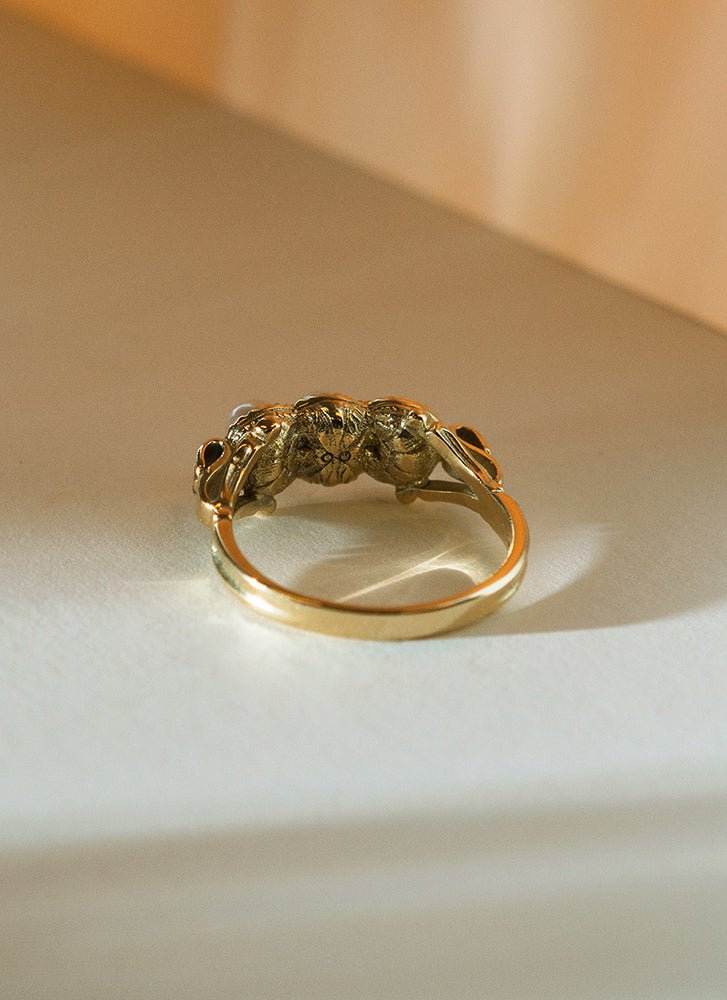 Hedy white pearl ring 14k gold - Studio Kroewe