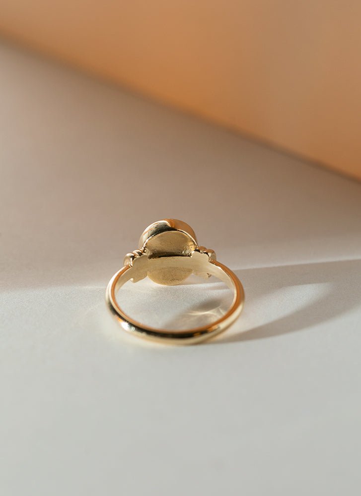 Kitt signet ring 14k gold - Studio Kroewe