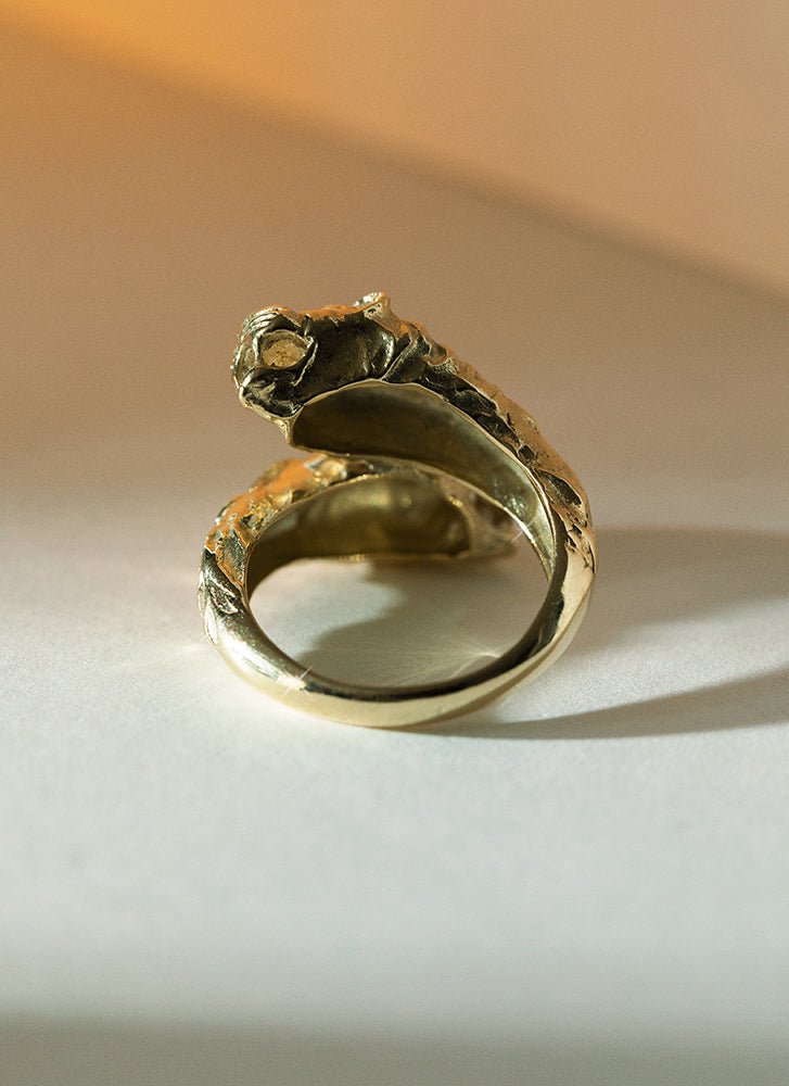 Lioness ring 14k gold - Studio Kroewe