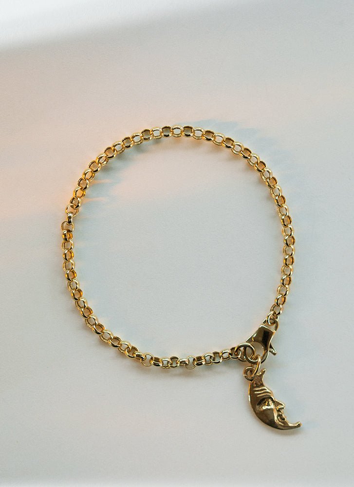 Moon charm 14k gold - Studio Kroewe
