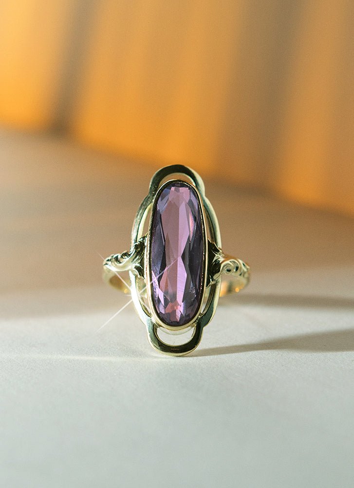 Trixie amethyst ring 14k gold - Studio Kroewe